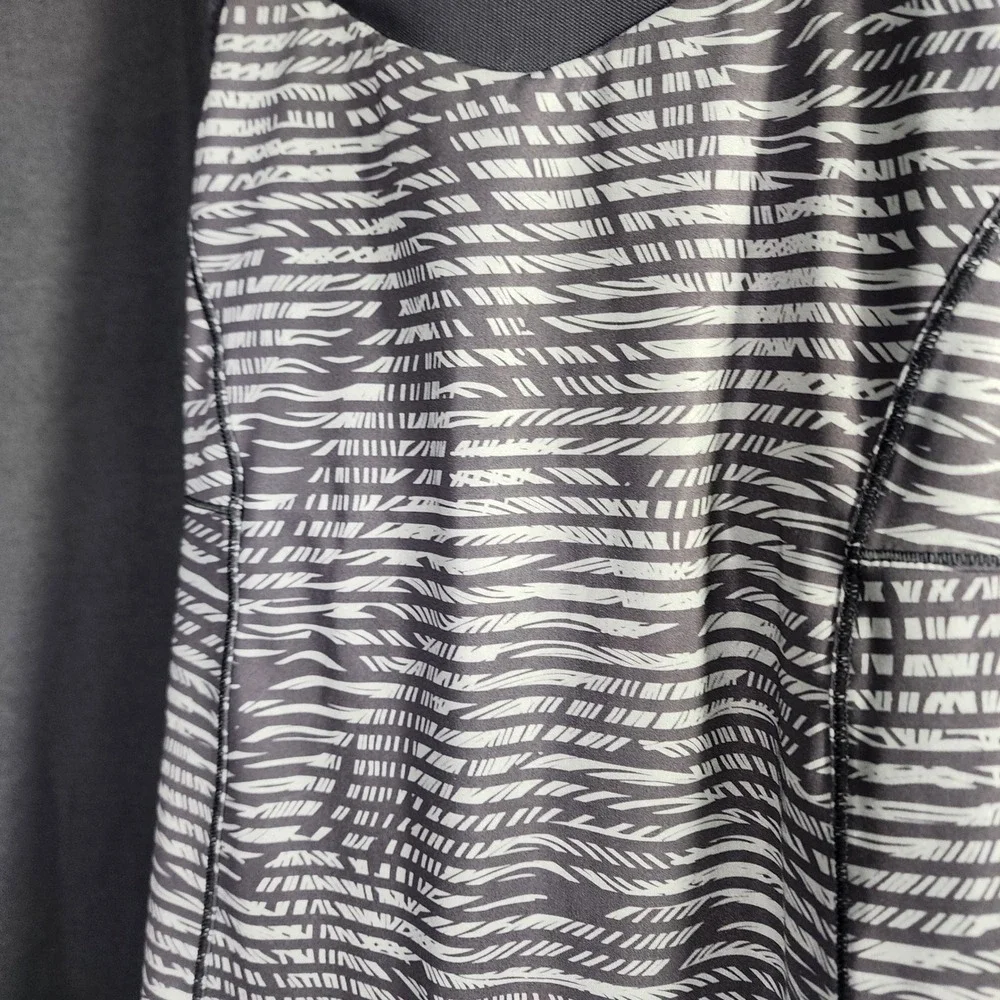 Lululemon Moisture‎ Wicking Racerback Athletic Tank Top Women Size see photo
